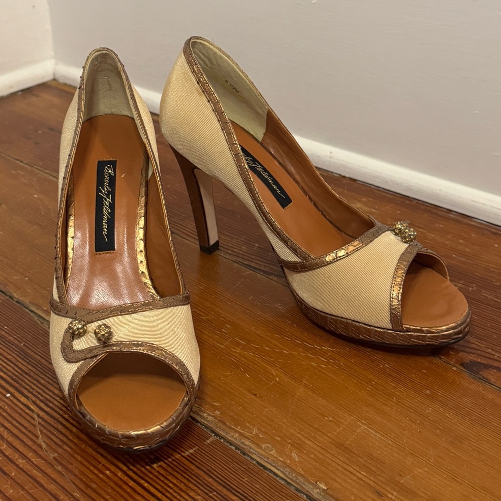New Beverly Feldman Wm Sz 6.5 M Cream with Brown Snakeskin Platform Heels